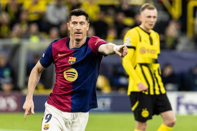 UEFA Champions League Borussia Dortmund FC Barcelona 15 04 2025 Robert Lewandowski FC Barcelona, 9 UEFA Champions League Borussia Dortmund FC Barcelona BVB Stadion Dortmund, Dortmund 15 04 2025 Copyright: xBEAUTIFULxSPORTS Buriakovx