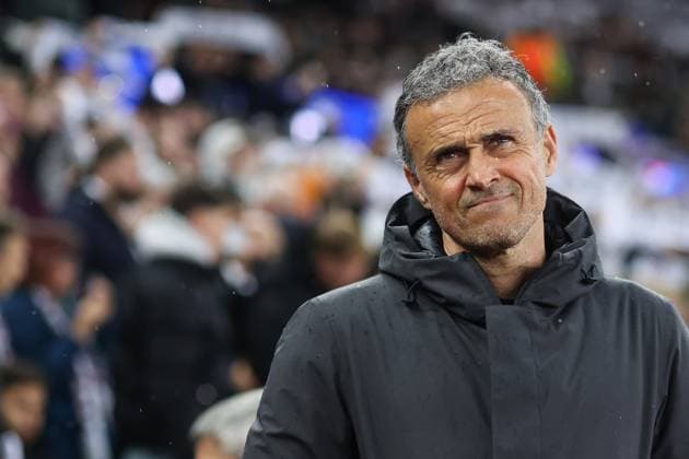 Aston Villa gegen PSG 15. April 2025, Aston Champions League Fußball, Viertelfinale, Rückspiel Aston Villa gegen Paris Saint Germain PSG-Cheftrainer Luis Enrique Foto Charlotte Wilson Abseits Aston UK  Copyright: xCharlottexWilsonx xOffsidexOffside
