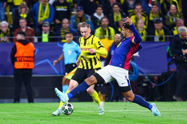 2025.04.15 Dortmund pilka nozna UEFA Liga Mistrzow sezon 2024 2025 Borussia Dortmund - FC Barcelona, Barca N z Maximilian Beier Foto Pawel Andrachiewicz PressFocus 2025.04.15 Dortmund Football - UEFA Champions League season 2024 2025 Borussia Dortmund - FC Barcelona Maximilian Beier Credit: Pawel Andrachiewicz PressFocus NEWSPIX.PL --- newspix.pl POLAND OUT! 
