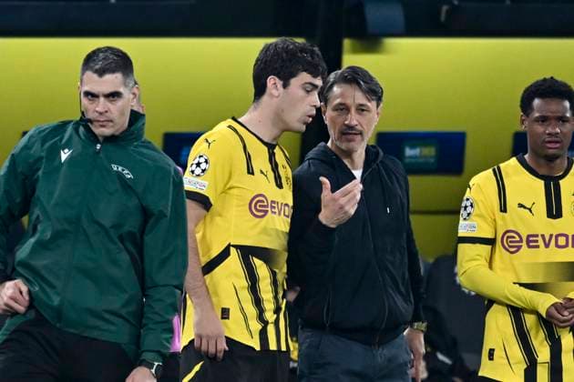 Niko Kovac Dortmund Coach instructs Gio Reyna Dortmund 7 15 04 2025 Soccer, Champions League, Borussia Dortmund vs FC Barcelona, Signal Iduna Park, Dortmund, Copyright: xpepphotox xHorstxMauelshagenx pep00321, pep_20250415_hm_5433