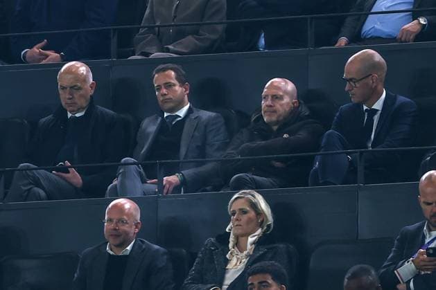 15 04 2025, Football, UEFA Champions League, Borussia Dortmund FC Barcelona, BVB Stadium, Quarter-finals, 2024 2025 season DFB President Bernd Neuendorf l r , Dortmunds Managing Director Lars Ricken, Matthias Sammer Advisor to the Management, Borussia Dortmund and Carsten Cramer in the stands Regulations prohibit any use of photographs as image sequences and or quasi video North Rhine-Westphalia Germany
