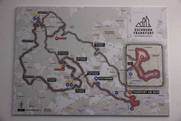 Frankfurt am Main on April 16, 2025 Press conference on the Eschborn Frankfurt 2025 cycling classic v l , symbolic photo, symbolic image of the cycling route Copyright: JoaquimxFerreira