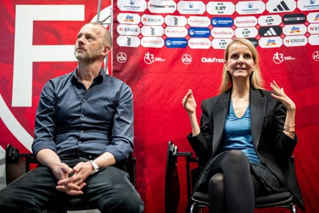 15 04 2025 1 FC Nürnberg Nuernberg FCN Club Media event Press event Anniversary 125 years 1 FC Nürnberg Presentation Activities ThHa xthxhax Niels Rossow Board Member Strategy Marketing 1 FC Nürnberg FCN next to Katharina Fritsch Head of Corporate Communications 1 FC Nürnberg FCN