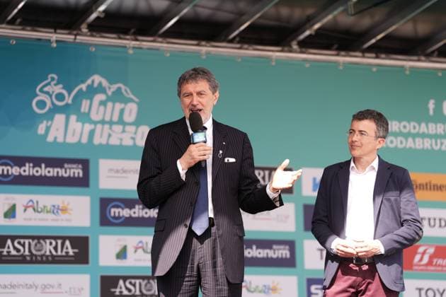 The presidentt Abruzzo Marco Marsilio during the Giro d™Abruzzo, stage from Tocco da Casauria to Penne (138 km) - Abruzzo - Wednesday, April 16, 2025. - cycling .  Copyright: xMassimoxPaolonex xLaPressex