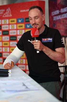 Frankfurt am Main on April 16, 2025 Press conference for the Eschborn Frankfurt 2025 cycling classic f l , John Degenkolb, Team Picnic PostNL with Gibsarm, in a good mood Copyright: JoaquimxFerreira