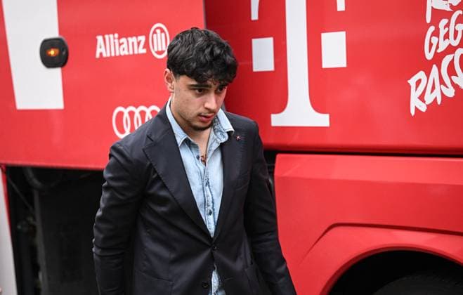 FOOTBALL CHAMPIONS LEAGUE SEASON 2024 2025 Quarter-final second leg Inter Milan FC Bayern Muenchen 15 04 2025 Arrival FC Bayern Muenchen at the team hotel in Milan, Aleksandar Pavlovic