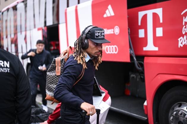 FOOTBALL CHAMPIONS LEAGUE SEASON 2024 2025 Quarter-final second leg Inter Milan FC Bayern Muenchen 15 04 2025 Arrival FC Bayern Muenchen at the team hotel in Milan, Sacha Boey