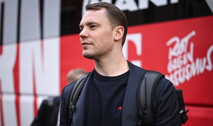 FOOTBALL CHAMPIONS LEAGUE SEASON 2024 2025 Quarter-final second leg Inter Milan FC Bayern Muenchen 15 04 2025 Arrival FC Bayern Muenchen at the team hotel in Milan, goalkeeper Manuel Neuer