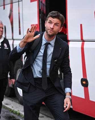 FOOTBALL CHAMPIONS LEAGUE SEASON 2024 2025 Quarter-final second leg Inter Milan FC Bayern Muenchen 15 04 2025 Arrival FC Bayern Muenchen at the team hotel in Milan, Thomas Mueller