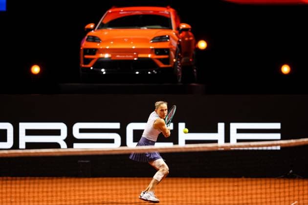 In the picture Erika Andreeva Mirra Andreeva vs Erika Andreeva GER, Porsche Tennis Grand Prix GP Stuttgart 2025, WTA500, 16 04 2025 GER, Porsche Tennis Grand Prix GP Stuttgart 2025, WTA500, 16 04 2025 Stuttgart Copyright: xEibner-Pressefoto RogerxBuerkex EP