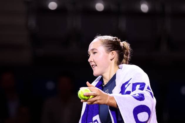 In the picture Mirra Andreeva Mirra Andreeva vs Erika Andreeva GER, Porsche Tennis Grand Prix GP Stuttgart 2025, WTA500, 16 04 2025 GER, Porsche Tennis Grand Prix GP Stuttgart 2025, WTA500, 16 04 2025 Stuttgart Copyright: xEibner-Pressefoto RogerxBuerkex EP