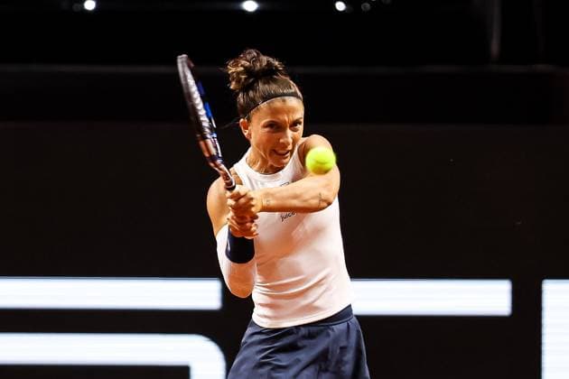In the picture Sara Errani Magdalena Frech POL vs Sara Errani ITA GER, Porsche Tennis Grand Prix GP Stuttgart 2025, WTA500, 16 04 2025 GER, Porsche Tennis Grand Prix GP Stuttgart 2025, WTA500, 16 04 2025 Stuttgart Copyright: xEibner-Pressefoto RogerxBuerkex EP