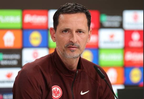 . - Eintracht Frankfurt press conference, PK, Pressekonferenz Eintracht Frankfurt v Tottenham Hotspur, UEFA Europa League, Quarter Final, 2nd Leg, Deutsche Bank Park, Frankfurt, Germany. - 16th April 2025. (C) Daniel Weir Crystal Pix Dino Toppmoller Manager of Eintracht Frankfurt during his pre match press conference ahead of the UEFA Europa League Quarter Final 2nd Leg match between Eintracht Frankfurt v Tottenham Hotspur. - Eintracht Frankfurt Press Conference, Eintracht Frankfurt v Tottenham Hotspur, UEFA Europa League, Quarter Final, 2nd Leg, Deutsche Bank Park, Frankfurt, Germany. - 16th April 2025. (C) Daniel Weir Crystal Pix Frankfurt Deutsche Bank Park GERMANY Copyright: xDanielxWeirx CP_Frankfurt_Press_Conference_33