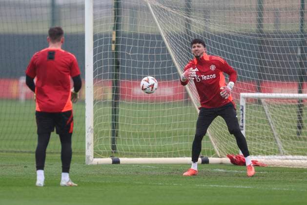Manchester United, ManU FC Training Altay BayÄ±ndÄ±r of Manchester United during the Manchester United FC Training ahead of the Europa League Quarter-Final 2nd leg, at Carrington Training Centre, Manchester, England, United Kingdom on 16 April 2025 Credit: Jake Kirkman Every Second Media Editorial use only. All images are copyright Every Second Media Limited. No images may be reproduced without prior permission. Copyright: xIMAGO EveryxSecondxMediax ESM-1422-0010 JakexKirkmanx xEveryxSecondxMediax