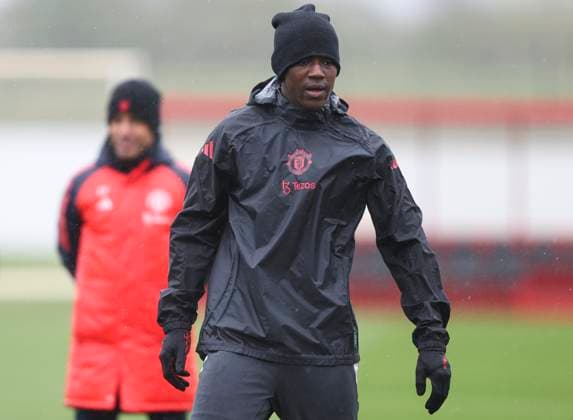 Manchester United, ManU FC Training Kobbie Mainoo of Manchester United during the Manchester United FC Training ahead of the Europa League Quarter-Final 2nd leg, at Carrington Training Centre, Manchester, England, United Kingdom on 16 April 2025 Credit: Jake Kirkman Every Second Media Editorial use only. All images are copyright Every Second Media Limited. No images may be reproduced without prior permission. Copyright: xIMAGO EveryxSecondxMediax ESM-1422-0034 JakexKirkmanx xEveryxSecondxMediax