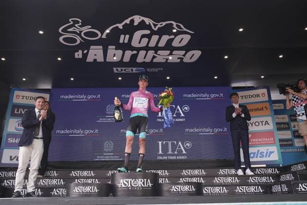 Fiorelli Filippo Of Vf Group Bardianicsf-Faizane leader on the peodium during the Giro d™Abruzzo, stage from Tocco da Casauria to Penne (138 km) - Abruzzo Italy - Wednesday, April 16, 2025. - cycling .  Copyright: xMarcoxAlpozzi LaPressex