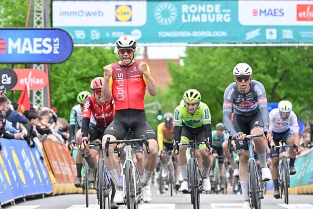 Ronde van Limburg 2025 - Men Elite TONGEREN, BELGIUM - APRIL 16 : Fretin Milan (BEL) of Cofidis wins, Dehairs Simon (BEL) of Alpecin-Deceuninck pictured during the 77th edition of the Ronde van Limburg, an UCI Individual Road cycling, Rad, Radsport, Strasse race with start in Hasselt and finish in Tongeren after 178,6 km, organized by Flanders Classics on April 16, 2025 in Tongeren, Belgium, 16 04 2025 Tongeren Belgium Copyright: xJanxDexMeuleneirx