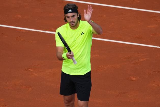 Barcelona, Spain, Barcelona Open Banc Sabadell 2025, ATP, Tennis Herren 500 match, Round of 32 between Stefanos Tsitsipas and Sebastian Korda, Real Club de Tenis Barcelona, Barcelona, Spain, 16 abril 2025 Copyright: xBaguxBlancox xPressinphotox