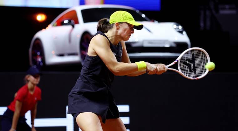 Stuttgart , Porsche Tennis Grand Prix , Iga Swiatek POL
