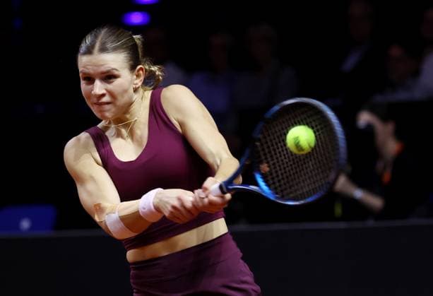 Stuttgart , Porsche Tennis Grand Prix , Jana Fett CRO