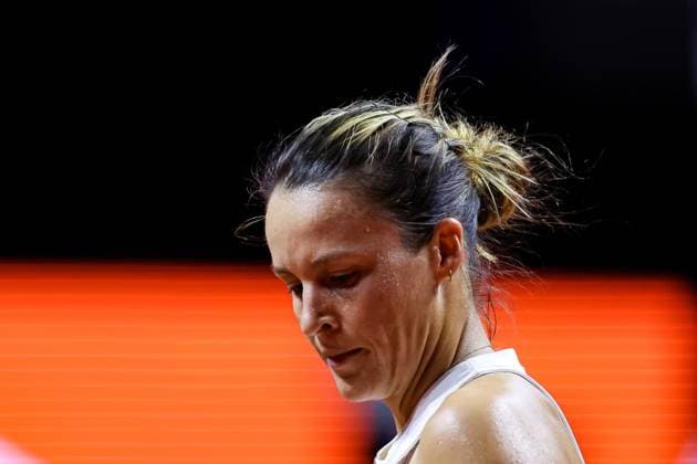 in the picture Tatjana Maria Tatjana Maria GER vs Ella Seidel GER GER, Porsche Tennis Grand Prix GP Stuttgart 2025, WTA500, 16 04 2025 GER, Porsche Tennis Grand Prix GP Stuttgart 2025, WTA500, 16 04 2025 Stuttgart Copyright: xEibner-Pressefoto RogerxBuerkex EP
