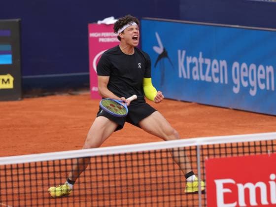 16 04 2025, BMW Open MTTC Iphitos ATP Tour 500, Munich, Tennis, Sport, in the picture Ben Shelton USA cheers