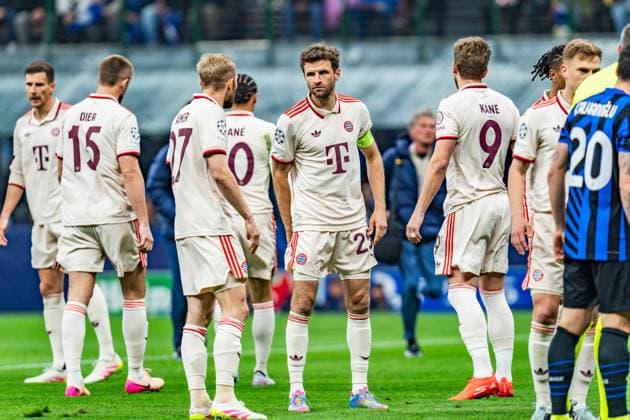 16 04 2025, Inter Milan vs FC Bayern Munich, UEFA Champions League, quarter-final second leg Thomas Müller FC Bayern Muenchen, 25 Konrad Laimer FC Bayern Muenchen, 27 Eric Dier FC Bayern Muenchen, 15 Harry Kane FC Bayern Muenchen, 9 Leon Goretzka FC Bayern Muenchen, 8 Copyright: xBahhoxKarax