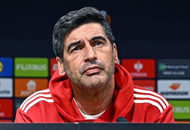 Match Europa League Manchester United, ManU - OL PHOTOPQR LE PROGRES Stéphane GUIOCHON - Manchester 16 04 2025 - Match Europa League Manchester United - OL -En Angleterre à Manchester à la veille du match de 1 4 de finale retour de l Europa League saison 2024-2025 Manchester United - OL conférence de presse de Paulo Fonseca press conference, PK, Pressekonferenz at Old Trafford, Manchester. Wednesday April 16, 2025 Manchester France  Copyright: xPHOTOPQR LExPROGRES MAXPPPxStéphanexGUIOCHONx 20250416LPL7928 20250416LPL7928