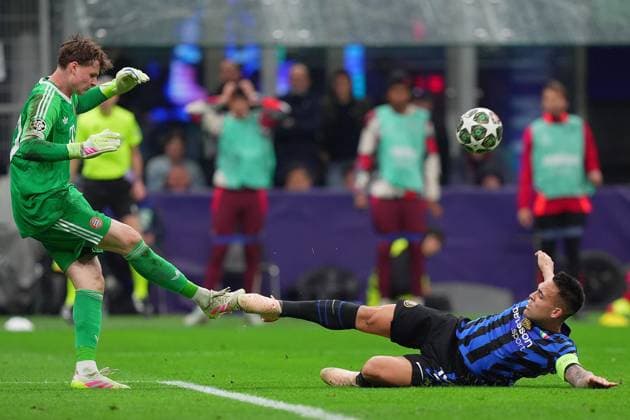 Inter MilanÕs Lautaro Martinez during the Uefa Champions League soccer match between Inter and Bayern Munich at San Siro Stadium in Milan , North Italy - , Wednesday April 16, 2025 . - Soccer  Copyright: xSpada LaPressex