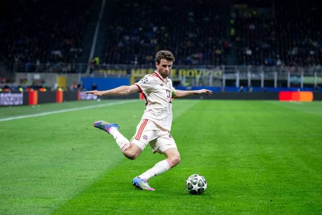 Thomas Mueller FC Bayern Muenchen, 25 on the ball, ITA, Inter Milan vs FC Bayern Muenchen, Football, UEFA Champions League, quarter-final second leg, 2024 2025 season, 16 04 2025 ITA, Inter Milan vs FC Bayern Muenchen, Football, UEFA Champions League, quarter-final second leg, 2024 2025 season, 16 04 2025 Milano Copyright: xEibner-Pressefoto Memmlerx EP_MMR