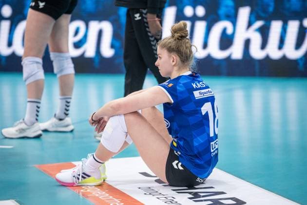 Pia Kaestner Allianz MTV Stuttgart, 18 visibly disappointed and sad GER, Allianz MTV Stuttgart Dresdner SC, Volleyball Bundesliga, VBL, season 2024 2025, 16 04 2025 GER, Allianz MTV Stuttgart Dresdner SC, Volleyball Bundesliga, VBL, season 2024 2025, 16 04 2025 Stuttgart Copyright: xSandyxDinkelackerx EP_SDR