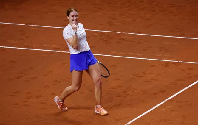 Stuttgart , Porsche Tennis Grand Prix , Ella Seidel GER celebrates victory