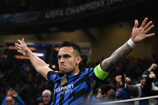 Lautaro Martinez of Fc Inter celebrating after a goal during the UEFA Champions League quarter finals second leg match between Inter FC Internazionale and FC Bayern Monaco, on Avril 16th, 2025, at Giuseppe Meazza San Siro Siro stadium in Milan, Italy Credit: Tiziano Ballabio  Copyright: xTizianoxBallabio IPAxSportx xipa-agency.netx xx IPA_56573809 IPA_Agency_IPA56573809