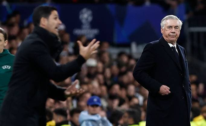 Real Madrid Manager Carlo Ancelotti looks on as Arsenal manager Mikel Arteta gestures Real Madrid v Arsenal, UEFA Champions League, Quarter-Finals, 2nd Leg, Football, Santiago Bernabu Stadium, Madrid, Spain - 16 Apr 2025 EDITORIAL USE ONLY No use with unauthorised audio, video, data, fixture lists, club league logos or live services. Online in-match use limited to 120 images, no video emulation. No use in betting, games or single club league player publications. Copyright: xRubenxAlbarran Shutterstockx 15253938cq