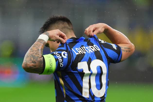 Inter Milan™s Lautaro Martinez celebrates after scoring 2-1 during the Uefa Champions League soccer match between Inter and Bayern Munich at San Siro Stadium in Milan , North Italy - , Wednesday April 16, 2025 . - Soccer  Copyright: xSpada LaPressex