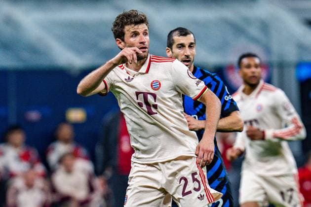 16 04 2025, Inter Milan vs FC Bayern Munich, UEFA Champions League, quarter-final second leg Thomas Müller FC Bayern Muenchen, 25 unhappy unhappy annoyed angry sad facial expressions gestures Copyright: xBahhoxKarax