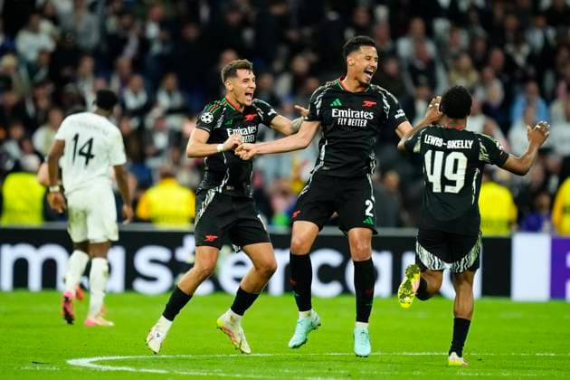 Real Madrid C.F. v Arsenal FC - UEFA Champions League 2024 25 Quarter Final Second Leg Arsenal players celebrates second goal during the UEFA Champions League 2024 25 Quarter Final Second Leg match between Real Madrid C.F. and Arsenal FC at Estadio Santiago Bernabeu on April 16, 2025 in Madrid, Spain. Madrid Spain  Copyright: xJosexBretonx originalFilename:bretonhernandez-realmadr250416_npCkl.jpg