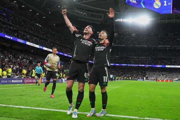 REAL MADRID CF v ARSENAL FC. CHAMPIONS LEAGUE 2024 2025. ROUND OF 8. 2ND LEG MATCH. Arsenal FC s Declan Rice (l) and Gabriel Martinelli celebrate goal during Champions League 2024 2025 Round of 8 2nd leg match. April 16,2025. (ALTERPHOTOS Acero) MadridSpain  Copyright: xAcerox