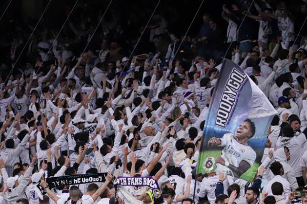 UEFA Champions League soccer match Real Madrid vs Arsenal at Santiago Bernabeu stadium in Madrid. Spain 16 April 2025 Real Madrid fans 900 Cordon Press  900 CordonxPress LOF - Real Madrid vs Arsenal