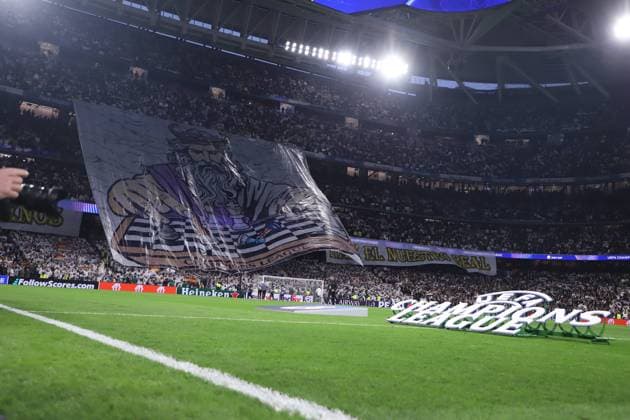 UEFA Champions League soccer match Real Madrid vs Arsenal at Santiago Bernabeu stadium in Madrid. Spain 16 April 2025 Start of the match 900 Cordon Press  900 CordonxPress LOF - Real Madrid vs Arsenal
