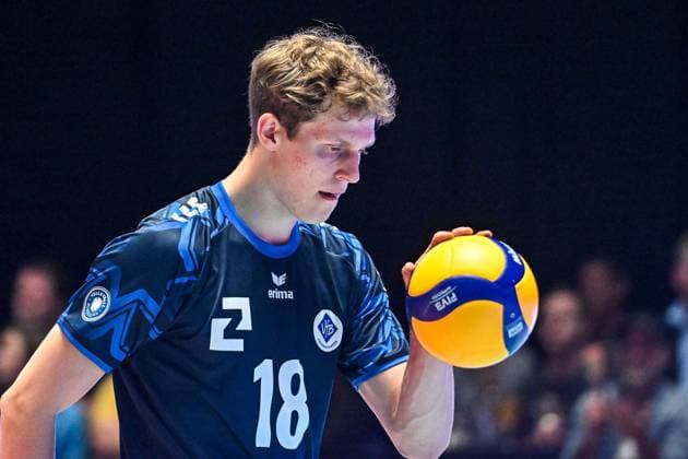 GER, VBL, VfB Friedrichshafen vs SVG Lüneburg 16 04 2025, Spacetech Arena, Friedrichshafen, GER, VBL, VfB Friedrichshafen vs SVG Lüneburg, in the picture Simon Tabermann Uhrenholt Friedrichshafen, 18 nordphotoxGmbHx xHafner nph00200