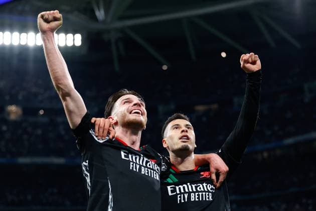Fußball, CL, Real Madrid - FC Arsenal April 16, 2025, Madrid, Madrid, SPAIN: Gabriel Martinelli of Arsenal FC celebrates a goal with Declan Rice of Arsenal FC during the UEFA Champions League 2024 25 Quarter Final Second Leg match between Real Madrid C.F. and Arsenal FC at Santiago Bernabeu stadium on April 16, 2025, in Madrid, Spain. Madrid SPAIN - ZUMAa181 20250416_zaa_a181_200 Copyright: xDennisxAgyemanx