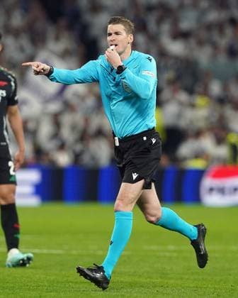 Fußball, CL, Real Madrid - FC Arsenal REAL MADRID CF v ARSENAL FC. CHAMPIONS LEAGUE 2024 2025. ROUND OF 8. 2ND LEG MATCH. French referee Francois Letexier during Champions League 2024 2025 Round of 8 2nd leg match. April 16,2025. (ALTERPHOTOS Acero) MadridSpain  Copyright: xAcerox