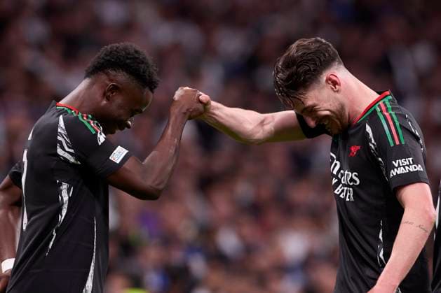 Fußball, CL, Real Madrid - FC Arsenal April 16, 2025, Madrid, Spain Madrid, Spain: Bukayo Saka (L) of Arsenal FC and Declan Rice (R) of Arsenal FC celebrate a goal during the UEFA Champions League 2024 25 Quarter Final Second Leg match between Real Madrid CF and Arsenal FC at Santiago Bernabeu Stadium. Final score: Real Madrid CF 1 : 2 Arsenal FC Madrid Spain - ZUMAs197 20250416_aaa_s197_075 Copyright: xFedericoxTitonex