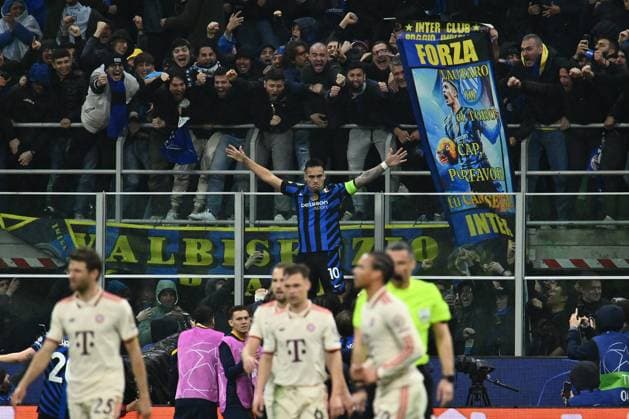Lautaro Martinez of F.C. Inter celebrates after scoring the goal to make it 1-1 during the UEFA Champions League 2024 25 Quarter Final Second Leg match between FC Internazionale Milano and FC Bayern Munchen at San Siro Stadium on April 16, 2025 in Milan, Italy  Copyright: xDomenicoxCippitelli IPAxSportx xipa-agency.netx xx IPA_56579093 IPA_Agency_IPA56579093