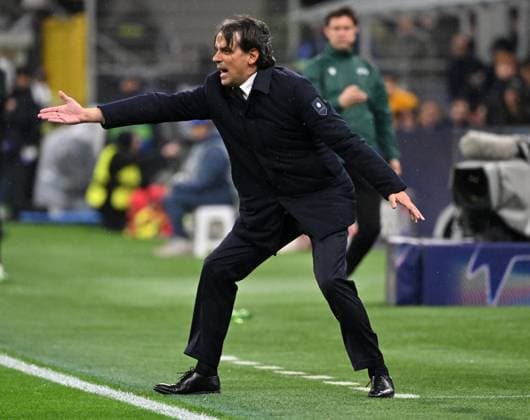 (250417) -- MILAN, April 17, 2025 -- Inter Milan s head coach Simone Inzaghi instructs during the UEFA Champions League Quarterfinal 2nd leg match between Inter Milan and Bayern Munich in Milan, Italy, April 16, 2025. (Photo by Xinhua) (SP)ITALY-MILAN-FOOTBALL-UEFA CHAMPIONS LEAGUE-INTER MILAN VS BAYERN MUNICH AlbertoxLingria 