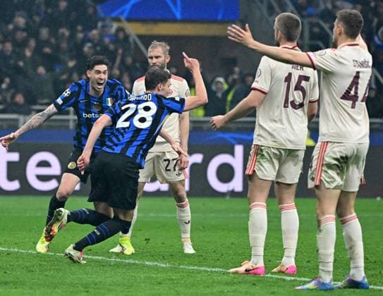 (250417) -- MILAN, April 17, 2025 -- Inter Milan s Benjamin Pavard (2nd L) celebrates his goal during the UEFA Champions League Quarterfinal 2nd leg match between Inter Milan and Bayern Munich in Milan, Italy, April 16, 2025. (Photo by Xinhua) (SP)ITALY-MILAN-FOOTBALL-UEFA CHAMPIONS LEAGUE-INTER MILAN VS BAYERN MUNICH AlbertoxLingria 
