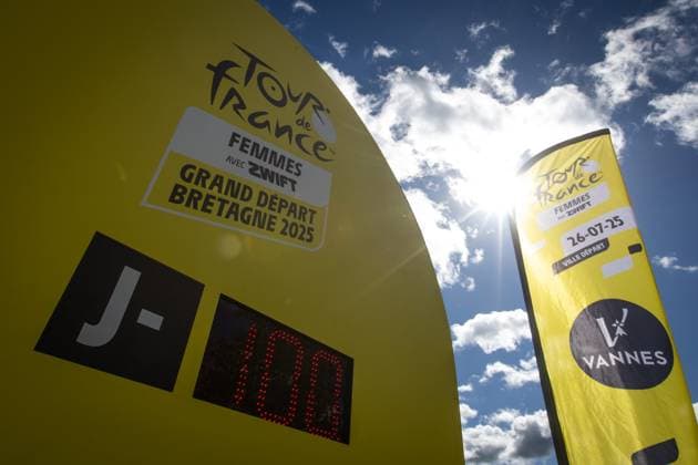 à 100 jours du grand départ du Tour de France Femme PHOTOPQR LE TELEGRAMME Vincent Le Guern ; ; 17 04 2025 ; Vannes (56) 17-04-2025 : à 100 jours du grand départ du Tour de France Femmes, Marion Rousse, directrice de l épreuve, était à Vannes pour lancer le compte à rebours Vannes, France, april 17th 2025. 100 days before the start of the cycling race Women s Tour de France France  Copyright: xPHOTOPQR LExTELEGRAMME MAXPPPxVincentxLexGuernx 20250417TGB8504 20250417TGB8504