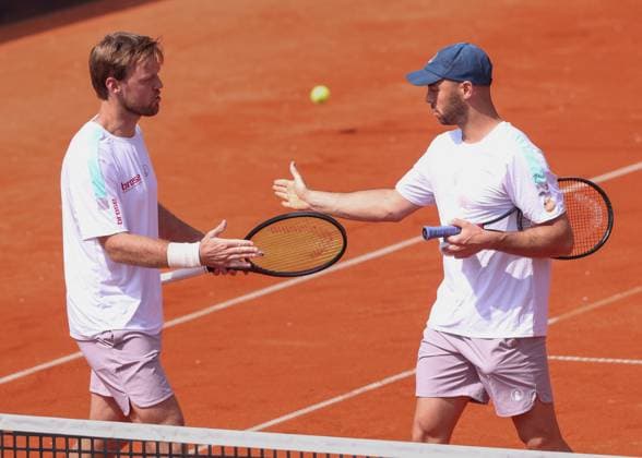 Kevin Krawietz, Tim Puetz Cap cheers after the victory, Cheers,Joy,Emotion, Men doubles, Men s Doubles Copyright: xJuergenxHasenkopfx
