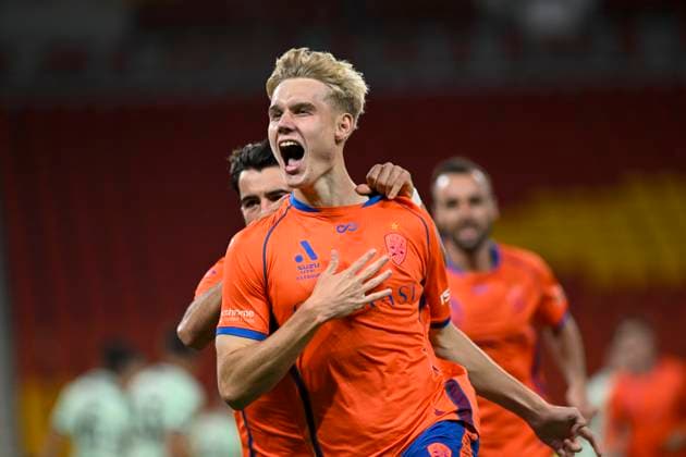 Football, FC St. Pauli signs Australian Sam Klein from Brisbane Roar for the new season